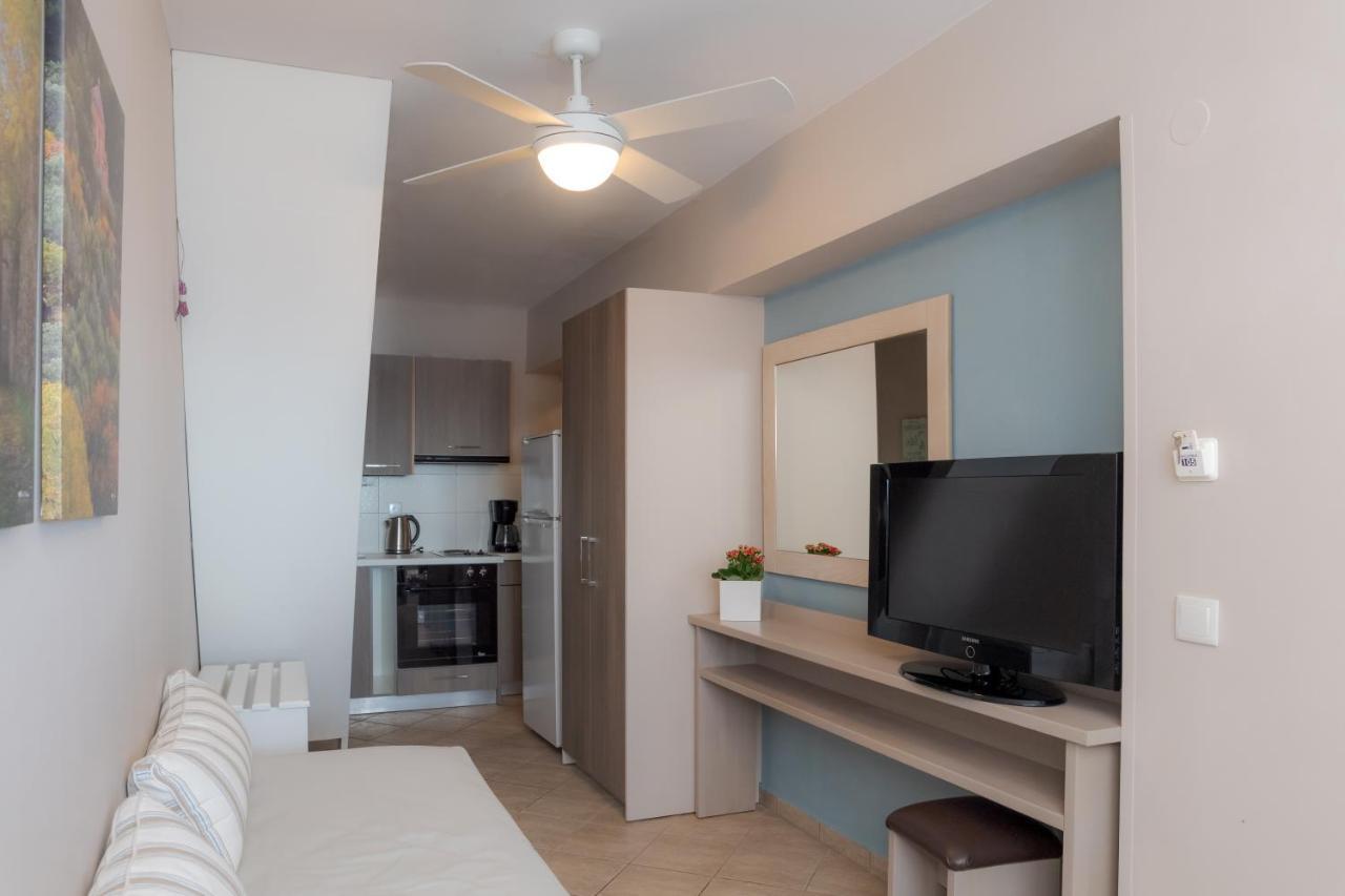 Theoxenia Chios Apartments Paralia Agias Foteinis Exterior photo